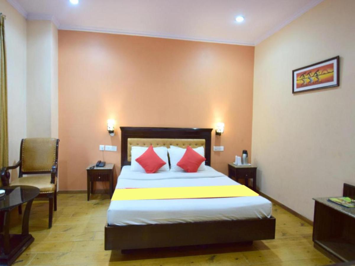 Hotel Marc Shimla Eksteriør bilde