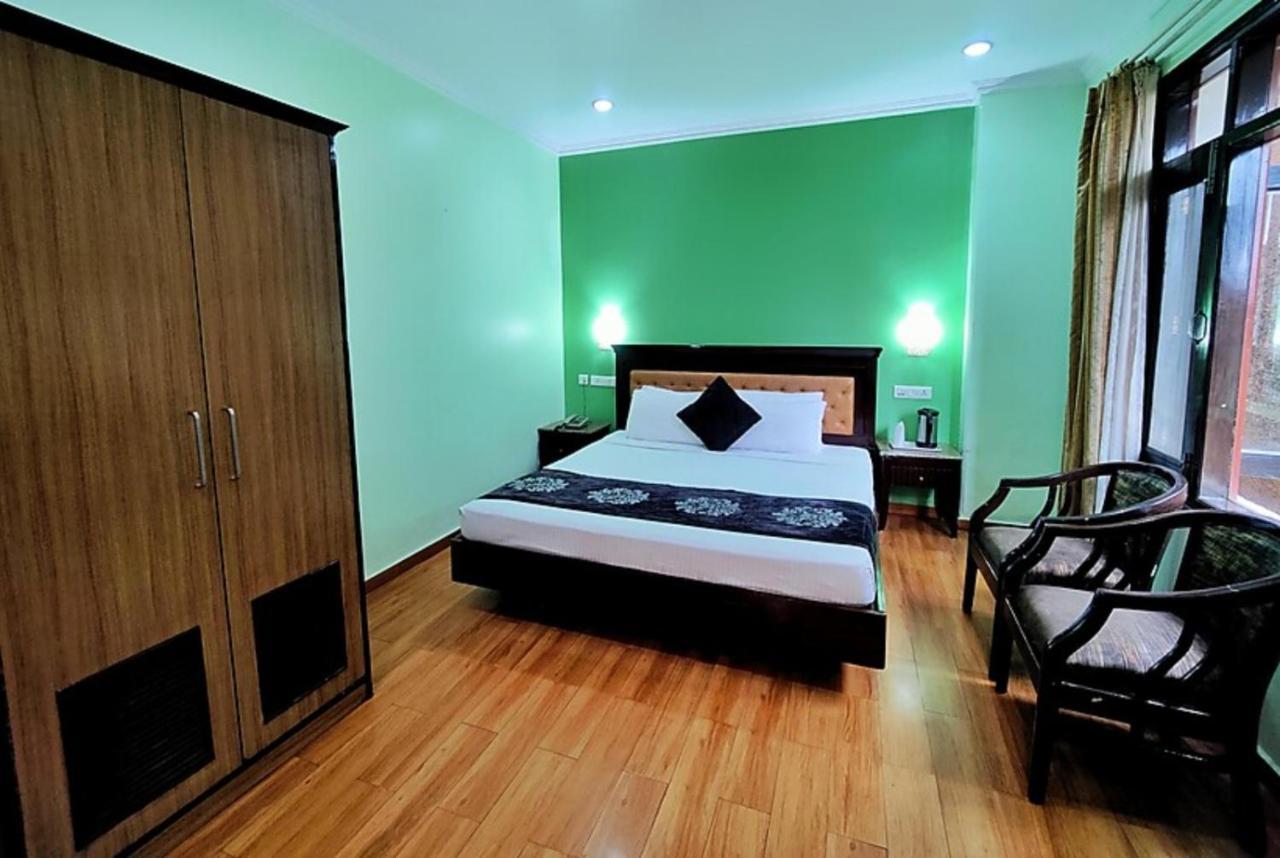 Hotel Marc Shimla Eksteriør bilde