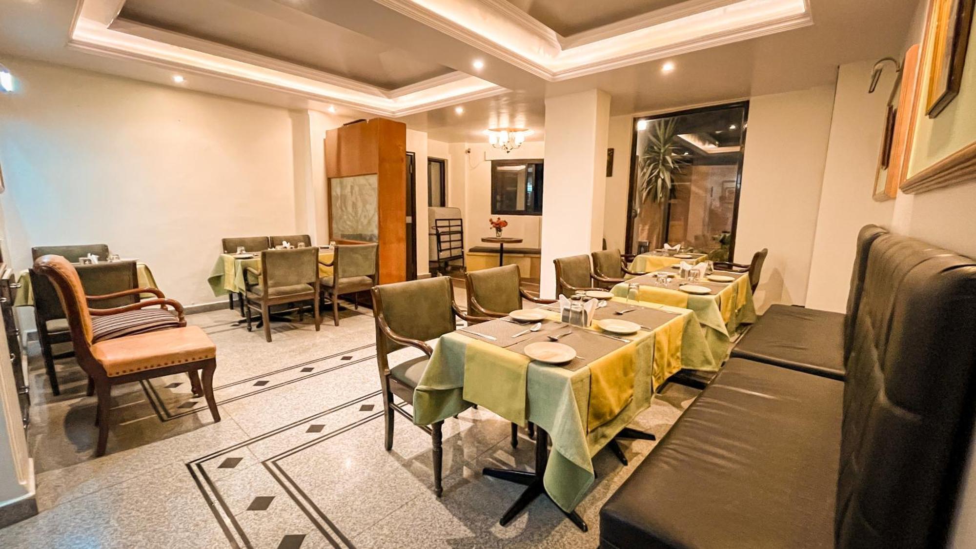 Hotel Marc Shimla Eksteriør bilde