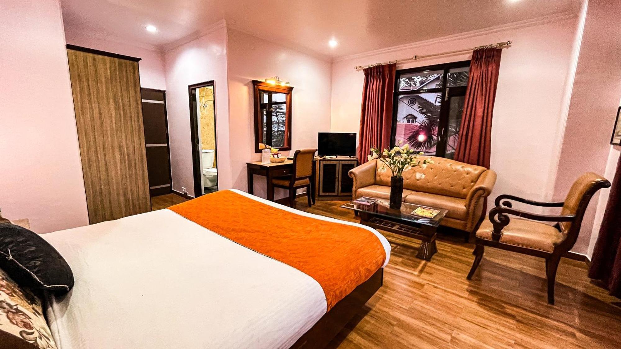 Hotel Marc Shimla Eksteriør bilde