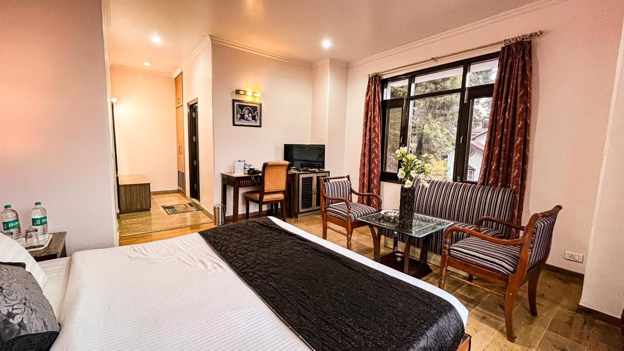 Hotel Marc Shimla Eksteriør bilde